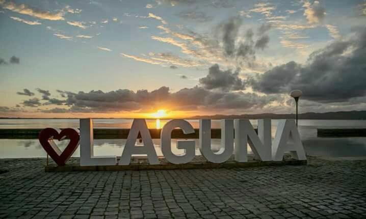 Ampla Cobertura Na Praia Do Mar Grosso Laguna Ngoại thất bức ảnh